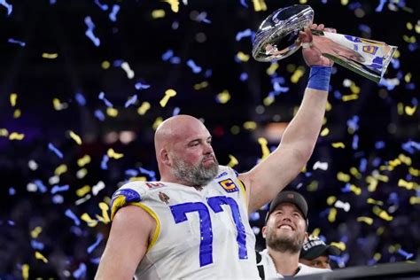 Andrew Whitworth: Rams' Loss & NFC North Analysis