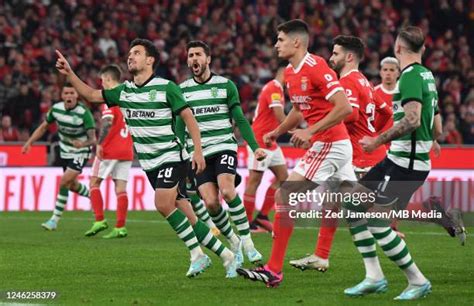 Pedro Gonçalves comemora seu gol que abriu o placar para o Sporting.
