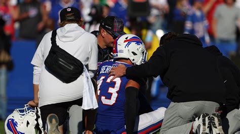 Bills LB Terrel Bernard Suffers Elbow Injury vs Texans