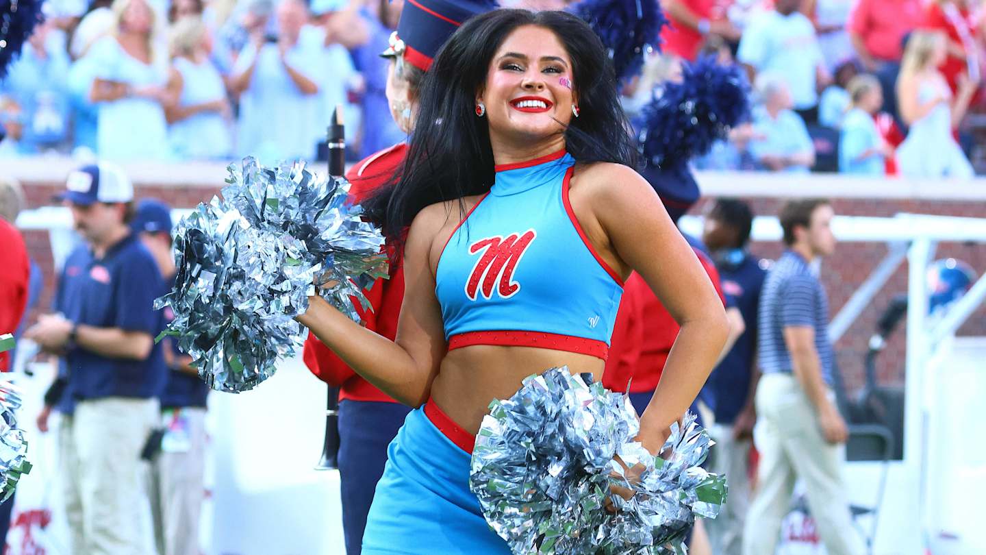 Black Friday College Football Schedule: Must-See Games