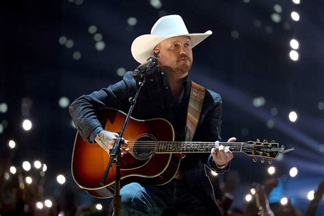 Cody Johnson's 'Travelin' Soldier' Debuts No. 12 on Billboard Hot 100