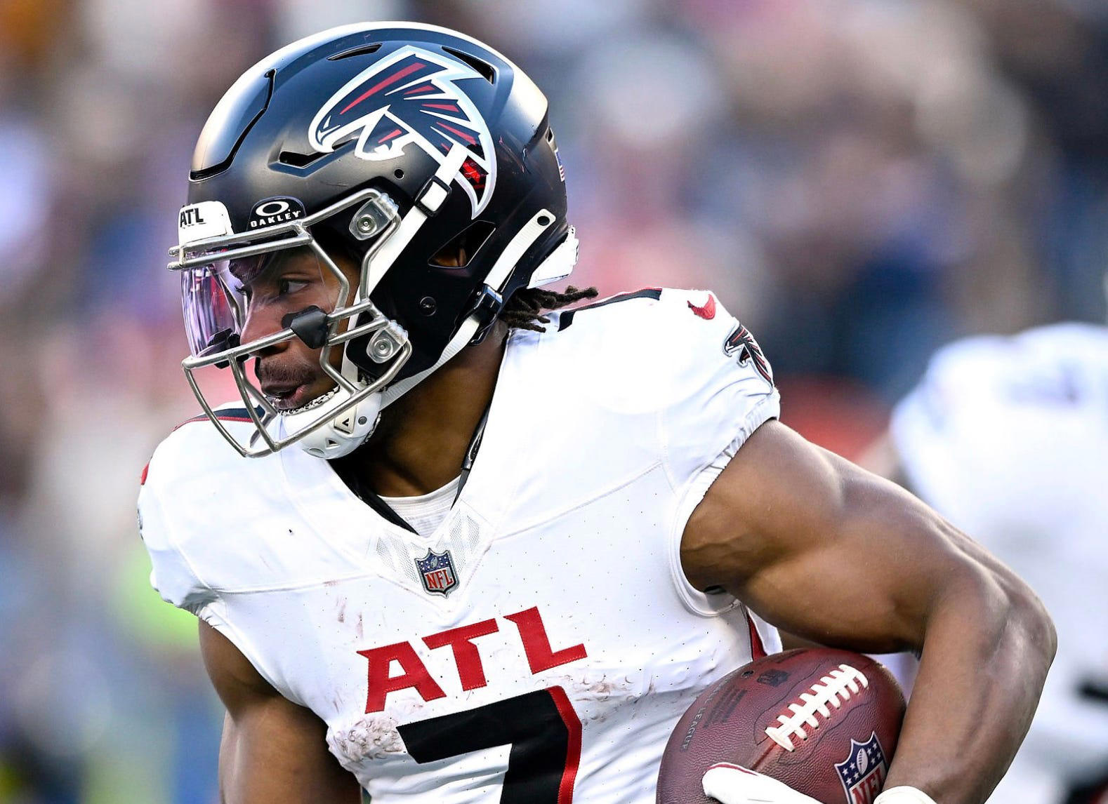 Live score tracking during the Colts versus Falcons game