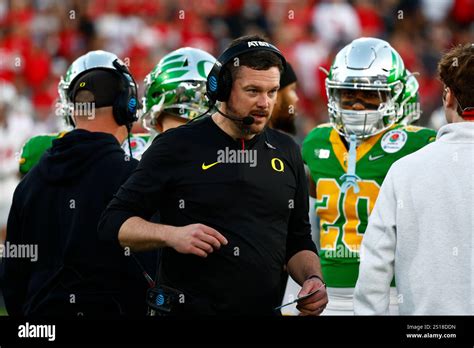 Dan Lanning: Oregon's Coach for the Big Game vs USC