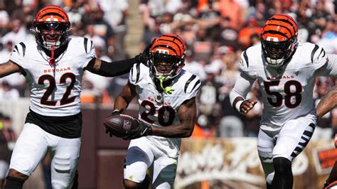 DJ Turner II celebrating his interception for the Cincinnati Bengals.