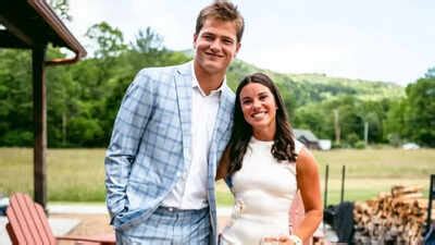 Ann Maye showing off her pilates routine in a viral post that gained attention from Patriots fans.