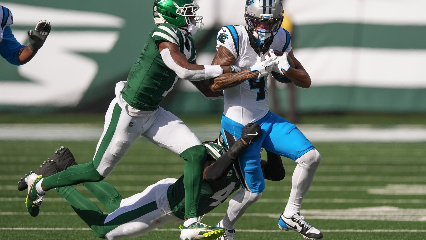 Sauce Gardner will make his Colts debut against the Falcons in Berlin