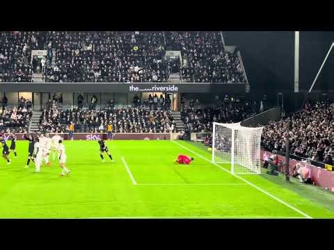 Phil Foden scores a stunning volley to make it 3-0 to Manchester City.