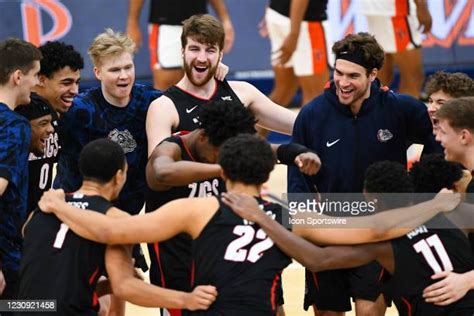 The Gonzaga Bulldogs celebrate during a timeout against Arizona State.