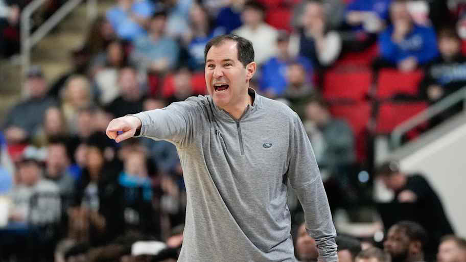 Baylor's revamped roster under head coach Scott Drew looks to build on their 2021 championship foundation.