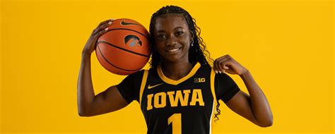 Sophomore guard Chit-Chat Wright is sidelined with an upper-body injury.