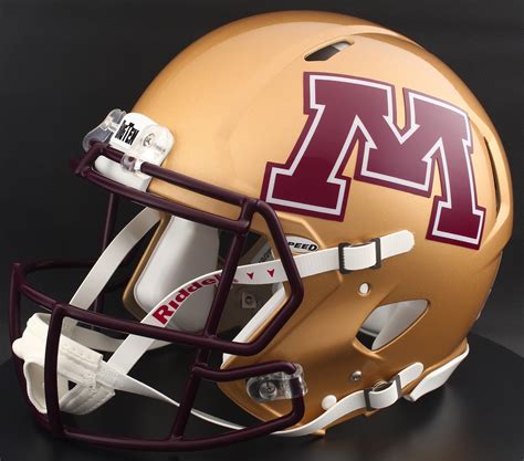 Suggs during his Minnesota Mr. Football season as a dual-sport phenom