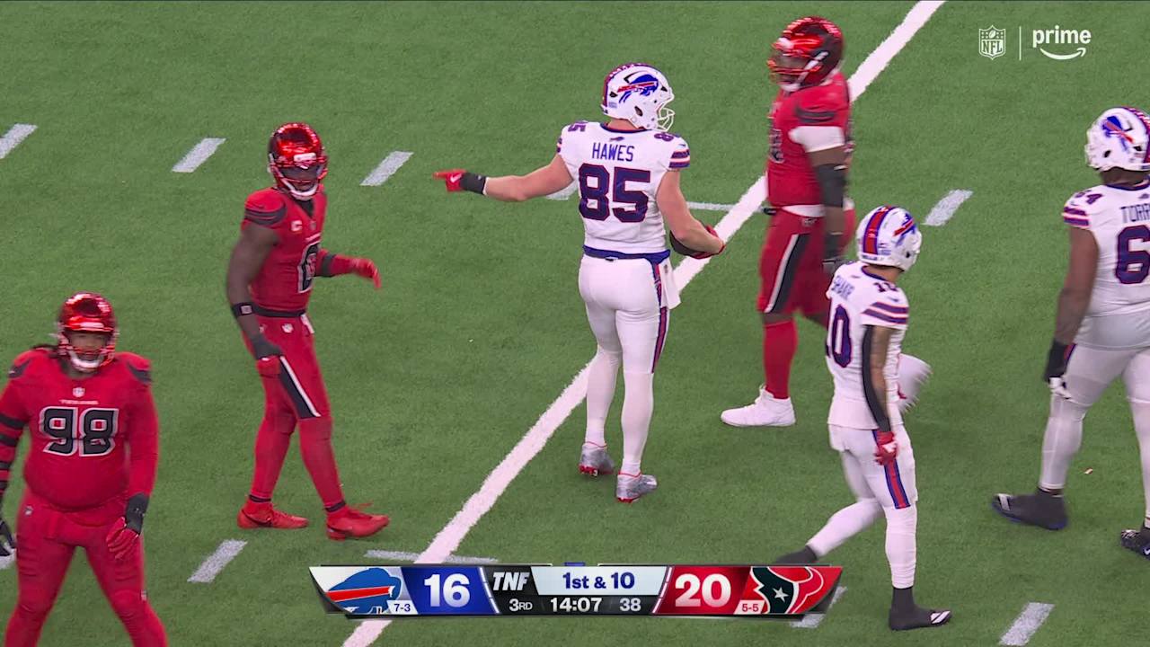 Josh Allen in the pocket looking for downfield options against Tampa Bay.