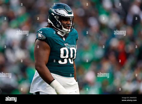 Jordan Davis Makes Eagles History with Dual Player of the Week Honors