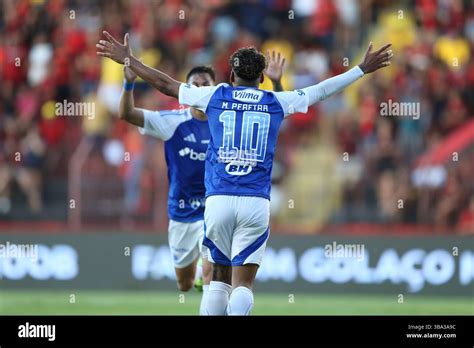 Matheus Pereira, suspenso para o jogo contra o Juventude.