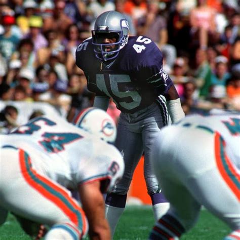 Kenny Easley in action during his 1984 Defensive Player of the Year season.