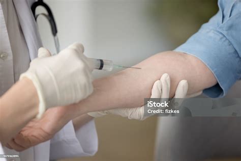 Healthcare professionals emphasize vaccination as key protection against severe flu outcomes.