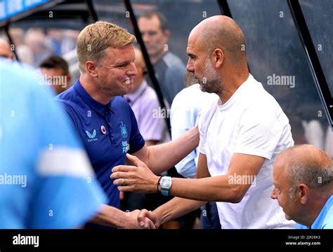 Managers exchange pleasantries before the tactical battle at St. James' Park.