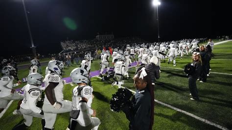 OHSAA Football Playoffs: Semifinal Thrills & Regional Finals Preview