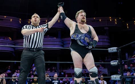 Paul Walter Hauser: Wrestling Pay, Injuries, and Future