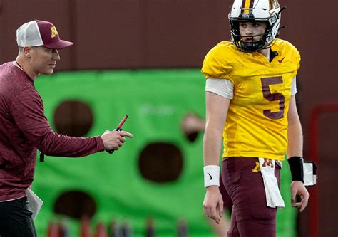 Drake Lindsey, the redshirt freshman quarterback, is returning for the 2026 season.