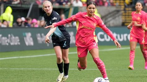 Portland Thorns star Sophia Smith in action during a crucial playoff moment.