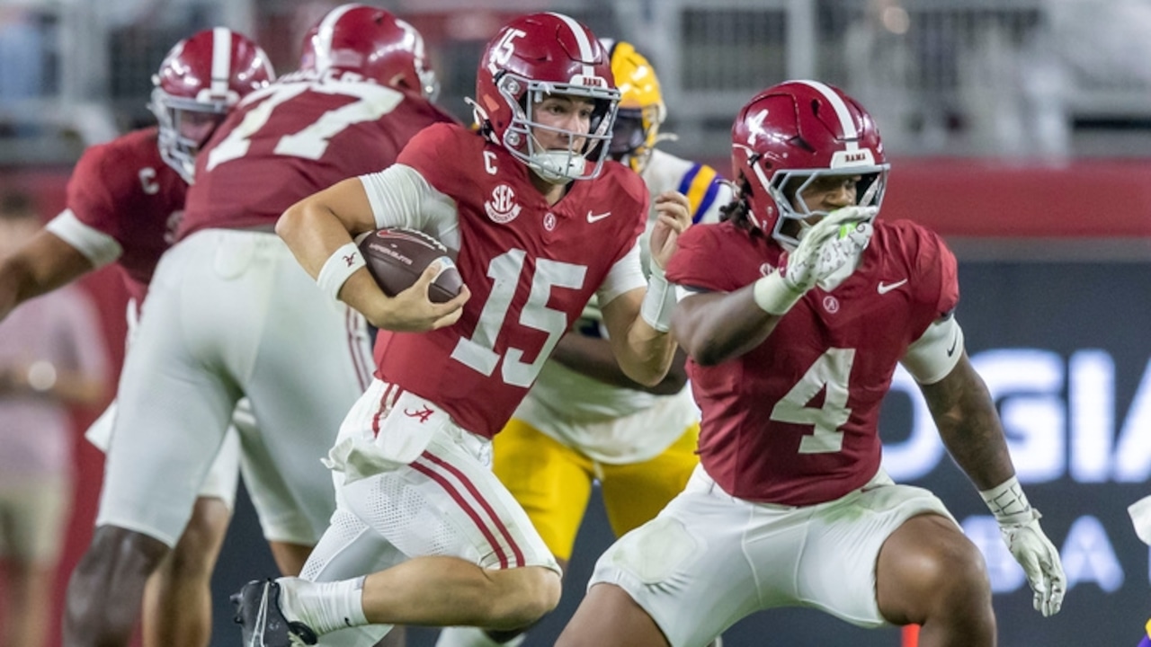 Alabama Crimson Tide face the Oklahoma Sooners in a critical SEC matchup.