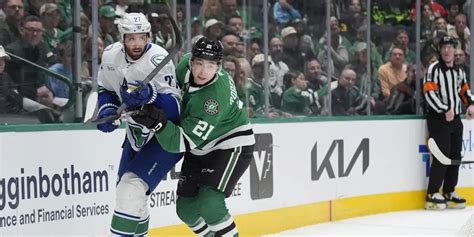 Stars vs Canucks: Showdown in Vancouver