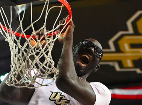 Tacko Fall dominates the paint for UCF with his 7'6" frame