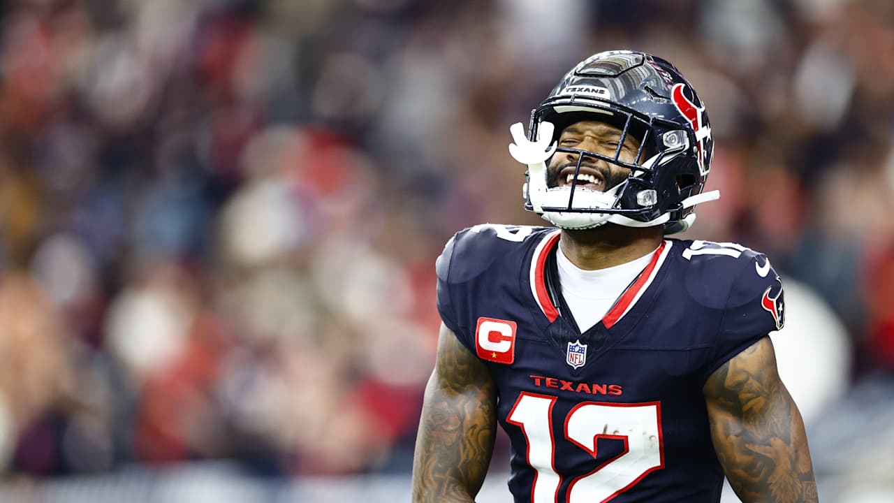 Nico Collins celebrates his early touchdown against the Cardinals.