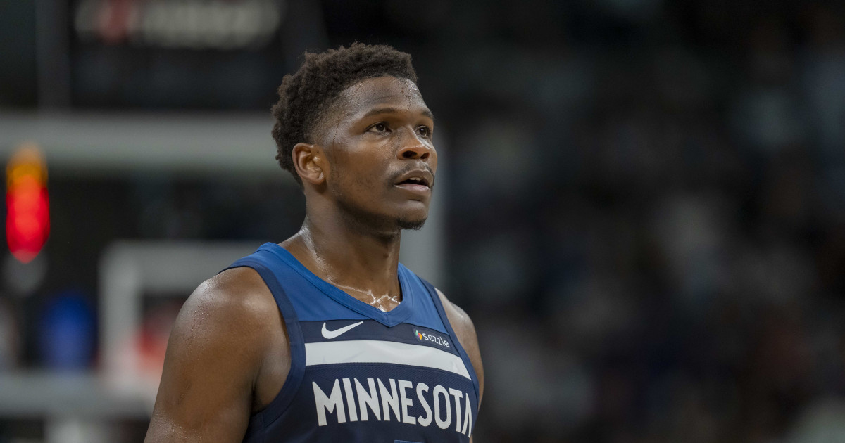 Anthony Edwards looks to attack the basket during Timberwolves action.
