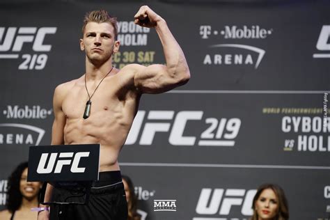 Hooker's devastating leg kicks have finished multiple opponents.