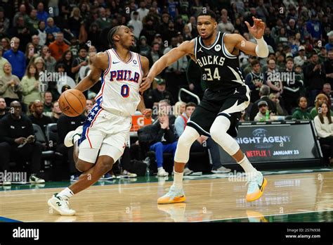 Maxey explodes to the rim during his 54-point performance