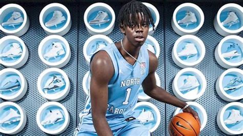 Caleb Wilson dominates inside for UNC during the Fort Myers Tip-Off.