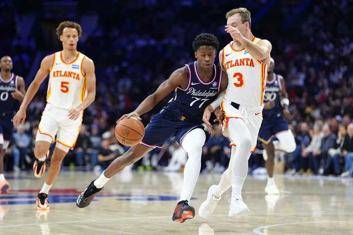 Edgecombe in action during his rookie season with the 76ers