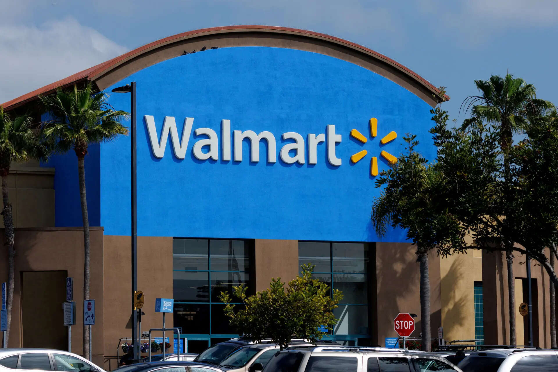 Walmart Hours Thanksgiving 2025: Closed on Nov. 27