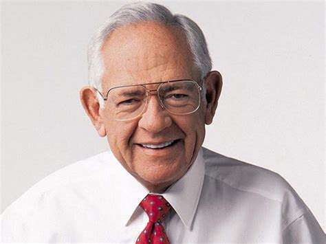 Dave Thomas, Wendy's founder, in a classic promotional photo.