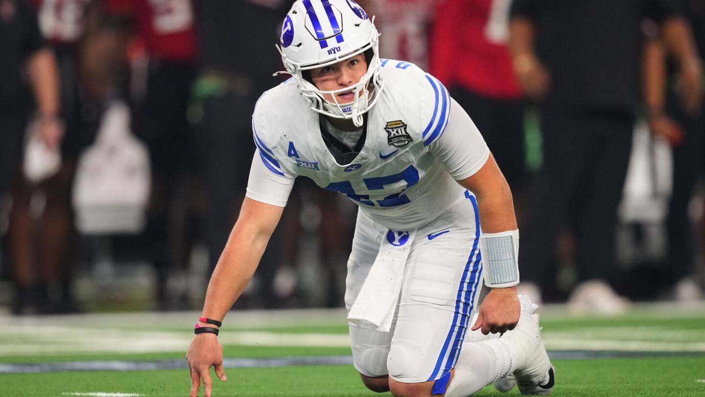 Offensive struggles highlighted against Kansas State's defense.